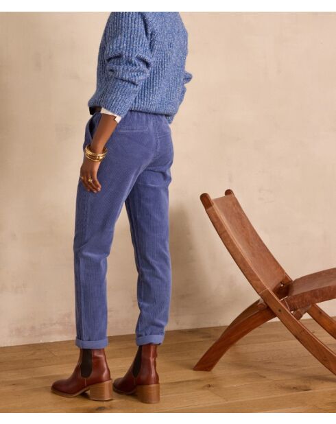 Blaue Samthose Sabil