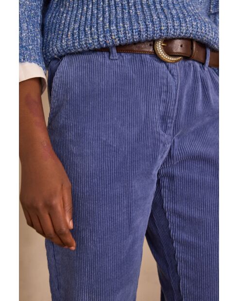 Blaue Samthose Sabil