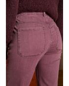 Patience, lila, überfärbte, kurze Hose