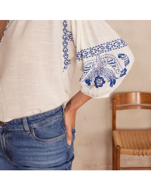 Bluse Sally mit ecrufarbener Stickerei