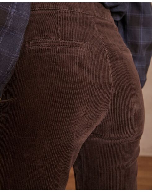 Oxan broek van chocoladefluweel