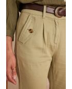 Übergefärbte Hose von Mateo, mandelfarben