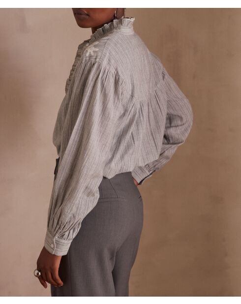 Reine hellmelierte bestickte Bluse