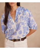 Zonneblouse bedrukt hemelsblauwe bloem