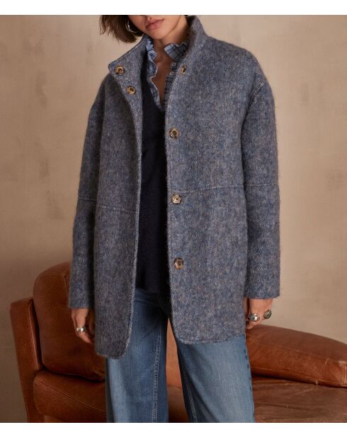 Mittelblauer Mantel Lamia