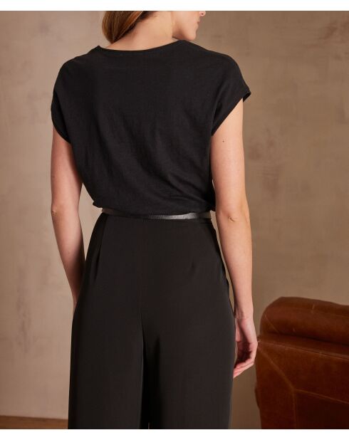 Camiseta negra Astrid