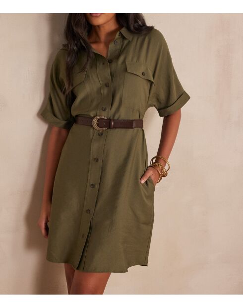 Robe Laya kaki