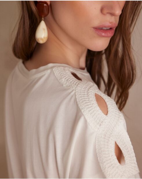 Apoline ecrufarbenes T-Shirt