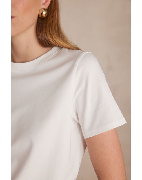 Danis weißes T-Shirt