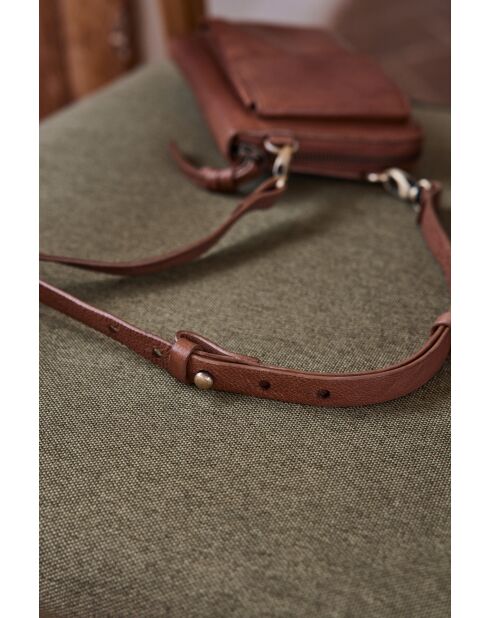 Pochette téléphone Gaspard camel clair