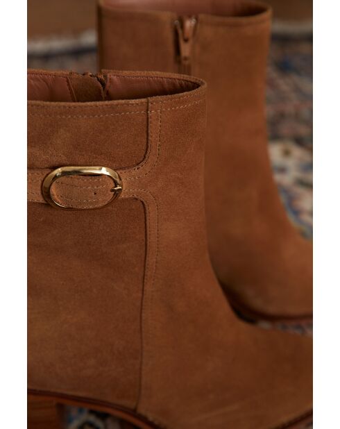 Leichte kamelfarbene Stiefel Roxane