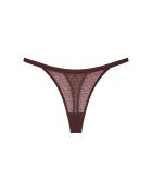 String Triumph Signature Sheer String decadente chocolade