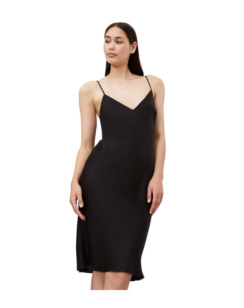 Silky Sensuality NDW X schwarzes Nachthemd