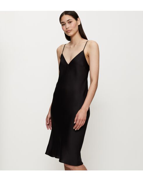 Silky Sensuality NDW X schwarzes Nachthemd