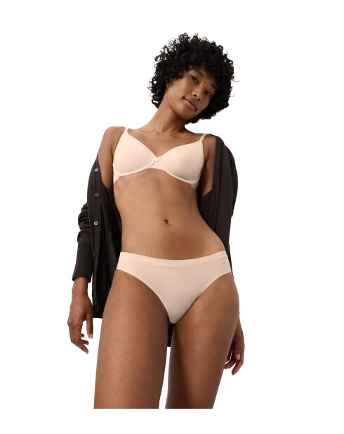 Tanga Smart Micro Brazilian String EX en beige nude