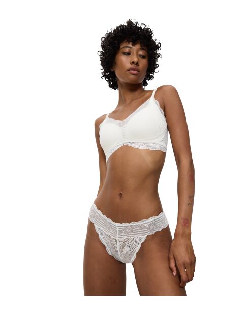 Braziliaanse slip met hoge taille Triumph Lift Smart Highleg Brazilian EX ecru wit