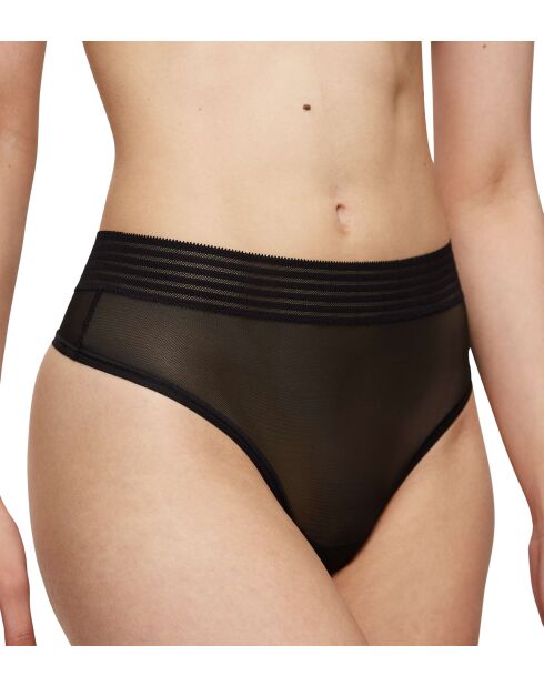 Tentadora tanga negra transparente de cintura alta