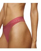 Tanga Aura Spotlight T de talle alto, color fresa, pernera alta