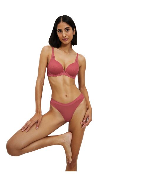 Tanga Aura Spotlight T de talle alto, color fresa, pernera alta