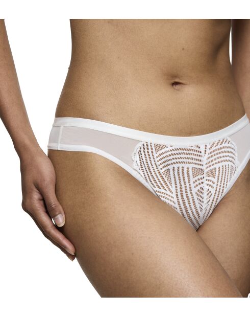Delightful Spotlight Braziliaanse witte zijden slip