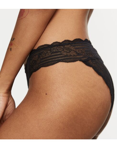 Triumph Lift Smart Highleg Brazilian EX slip met hoge taille in zwart