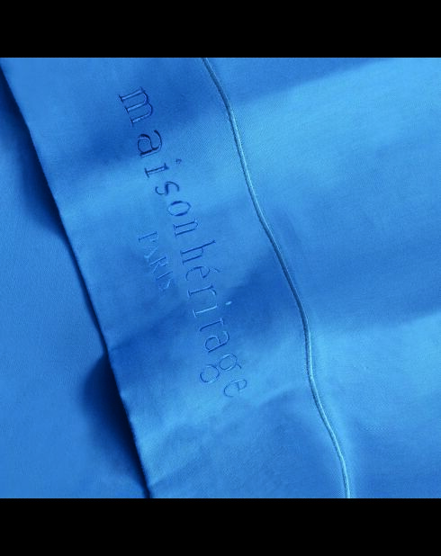 Einfarbiges blaues Bettlaken aus Baumwollsatin 05