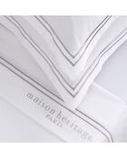 Set lenzuolo piatto + lenzuolo con angoli + federe rettangolari Paris grigio/bianco in raso di cotone