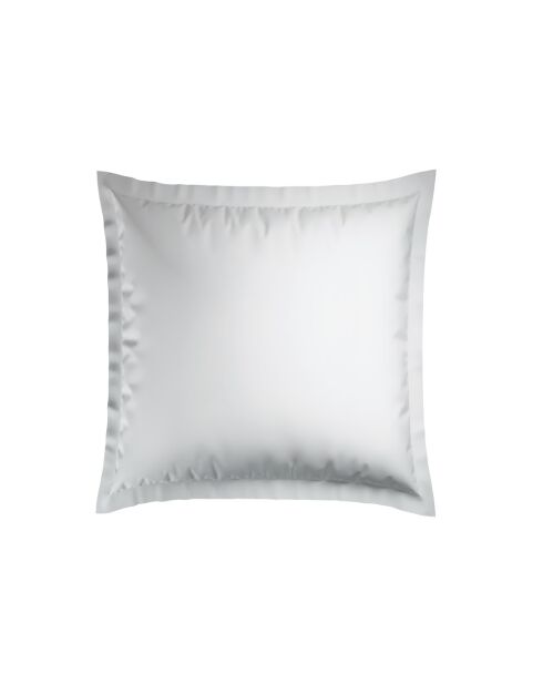 Set aus 2 weißen Kissenbezügen aus Baumwollsatin, gewebt, Dobby Stripe, 63 x 63 cm