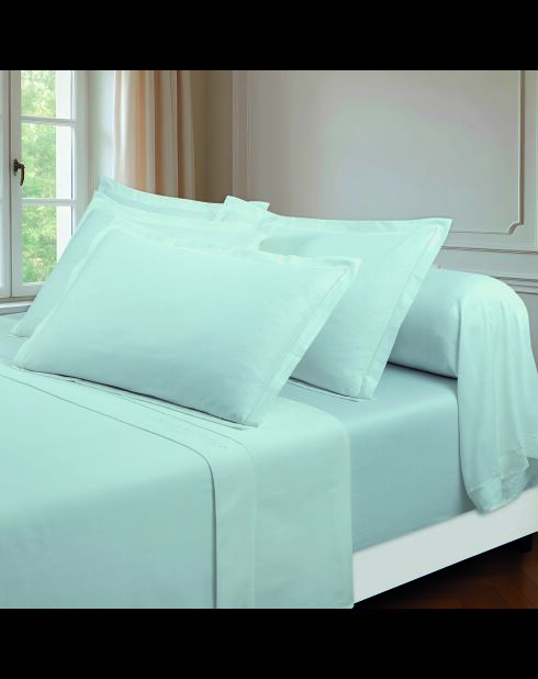 Parure petit drap plat + drap housse + taies rectangles satin de coton uni vert 01