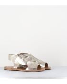 Lichtgouden leren sandalen en Itaca 033 zilver