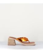 Sandalen - Oranje leren string van april - hak van 5 cm



met ultradempend geheugen

&kauwgom