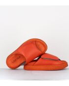Mules con tacón de piel Gas de color naranja brillante, tacón de 4 cm
