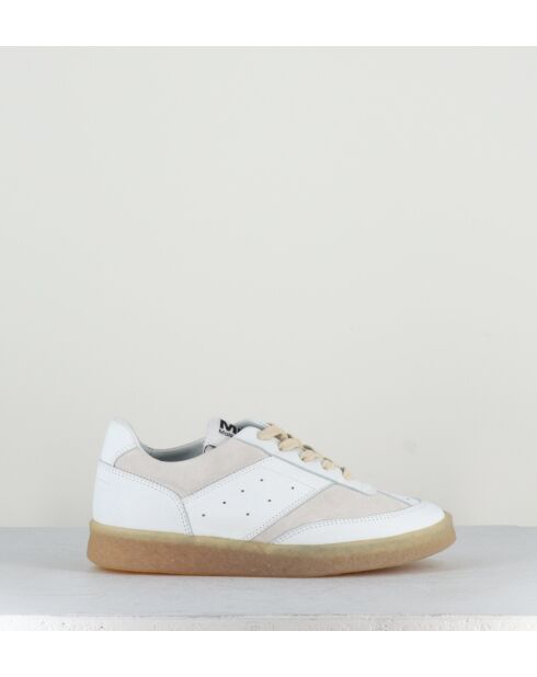 Sneakers en cuir blanc et daim blanc cassé