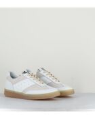 Sneakers en cuir blanc et daim blanc cassé