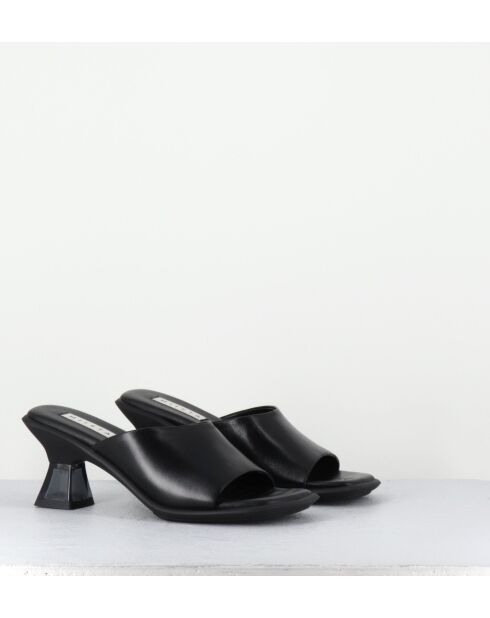 Pantolette Synthia aus schwarzem Leder mit 4,2 cm Absatz