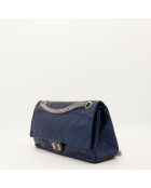 Chanel 2.55 Schultertasche aus Leder marineblau - Sehr guter Zustand - 11x20x35 cm