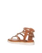 Weiche braune Sandalen