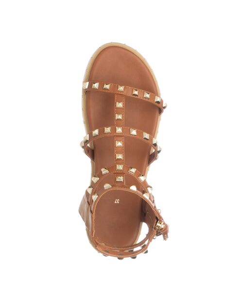 Weiche braune Sandalen