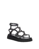 Zwarte zachte sandalen