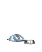 Sandali in laminato blu chiaro