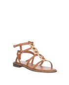 Weiche braune Sandalen