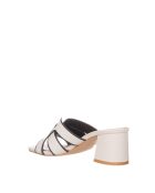 Wit/bruine sandalen met zachte hak - hak van 6 cm