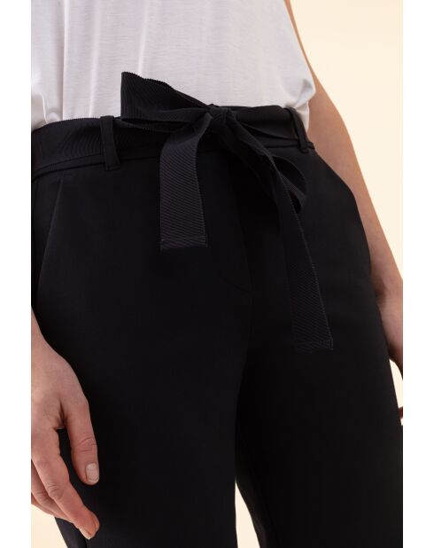 Pantaloni blu scuro Gwen con cintura