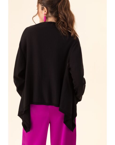 Chaleco negro Charmant