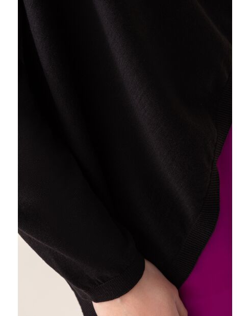 Chaleco negro Charmant