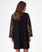 Schwarzes Hinterkleid