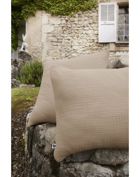 Taie d'oreiller gaze de coton unie Ina beige foncé