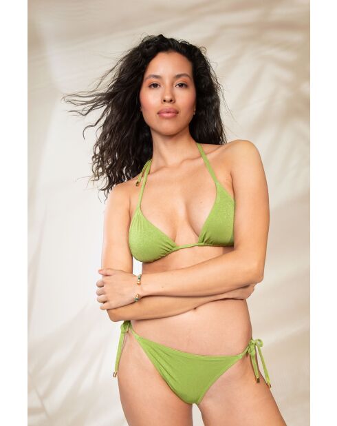 Encantadoras braguitas de bikini de color verde manzana