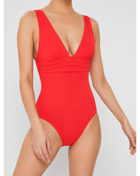 Bañador de una pieza con triángulo coral Maider