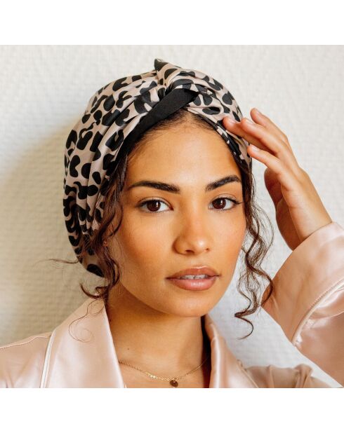 Turbante de satén con estampado de leopardo